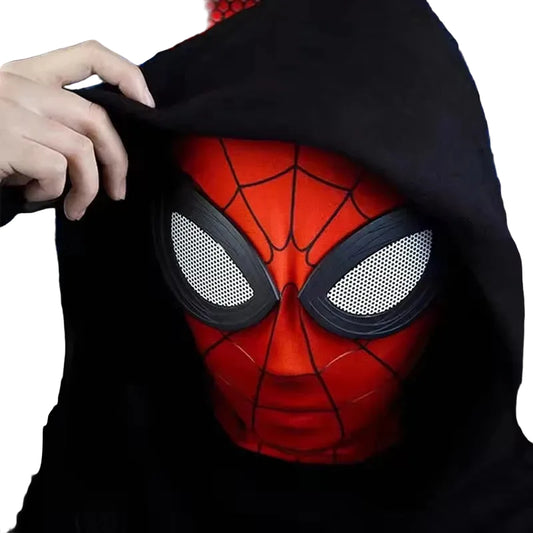 Máscaras roja y negra hombre mujer